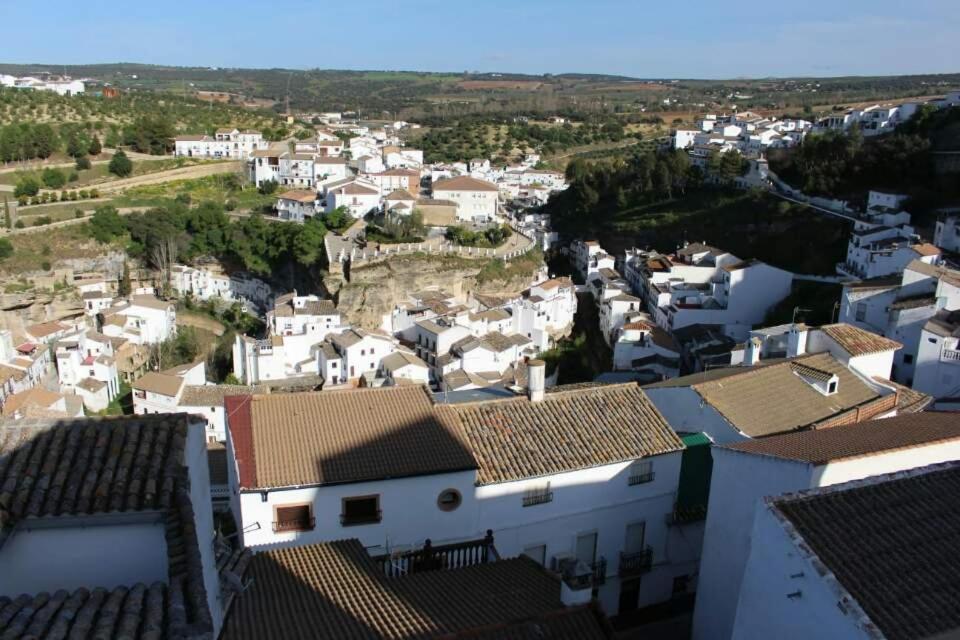 Alojamiento Rural Carmen Setenil De Las Bodegas Eksteriør billede